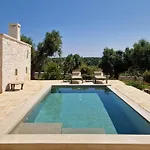 بيت للعطل Trullo E Lamia - Luxury Borgo Cinera أوستوني