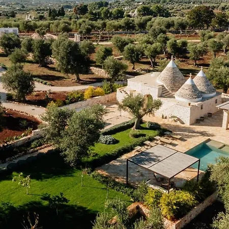 Дом отдыха Trullo E Lamia - Luxury Borgo Cinera