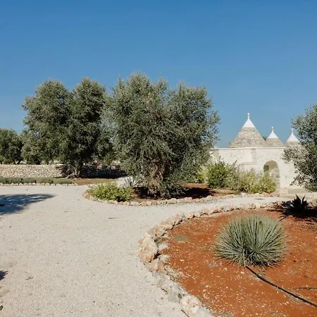 Trullo E Lamia - Luxury Borgo Cinera 度假居 奥斯图尼