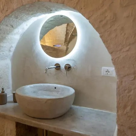 Trullo E Lamia - Luxury Borgo Cinera Дом отдыха *