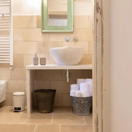 度假居 Trullo E Lamia - Luxury Borgo Cinera