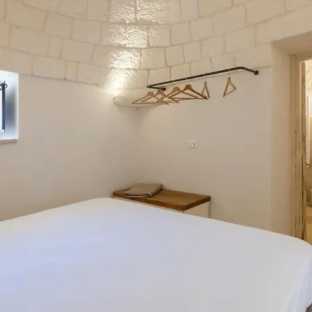 Trullo E Lamia - Luxury Borgo Cinera Остуни