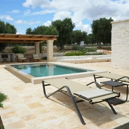 Дом отдыха Trullo E Lamia - Luxury Borgo Cinera