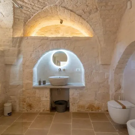Trullo E Lamia - Luxury Borgo Cinera 度假居 奥斯图尼