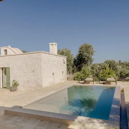Trullo E Lamia - Luxury Borgo Cinera 度假居
