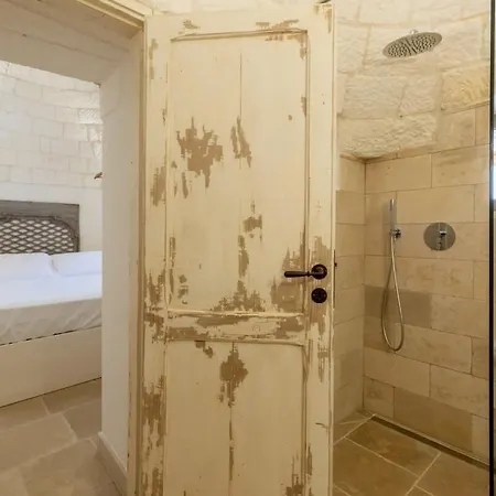 Trullo E Lamia - Luxury Borgo Cinera 度假居 *