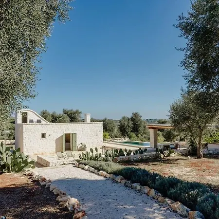 Trullo E Lamia - Luxury Borgo Cinera 度假居 奥斯图尼