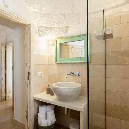 Trullo E Lamia - Luxury Borgo Cinera Дом отдыха