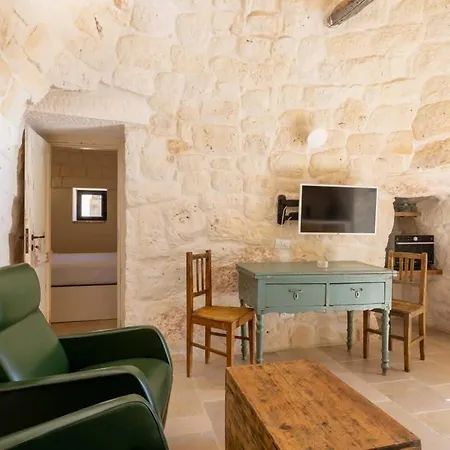 Trullo E Lamia - Luxury Borgo Cinera 度假居