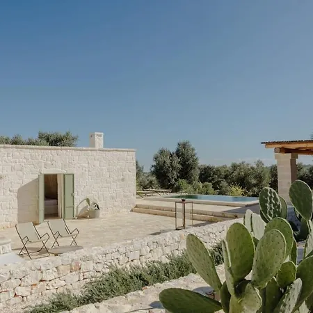 Trullo E Lamia - Luxury Borgo Cinera 度假居 奥斯图尼
