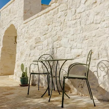 Trullo E Lamia - Luxury Borgo Cinera Ostuni