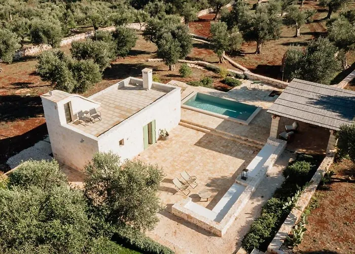 Trullo E Lamia - Luxury Borgo Cinera Дом отдыха Остуни
