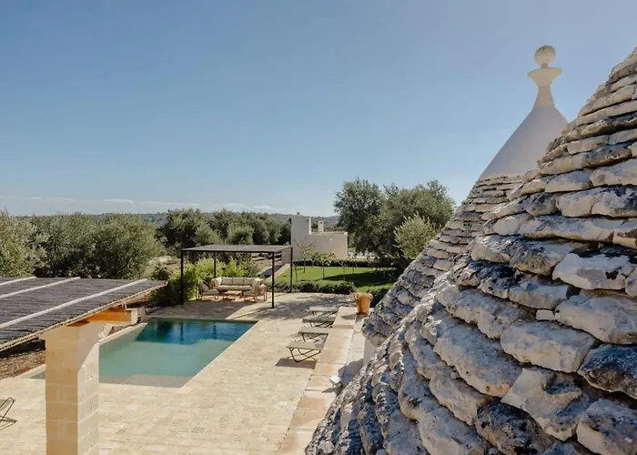 Дом отдыха Trullo E Lamia - Luxury Borgo Cinera *