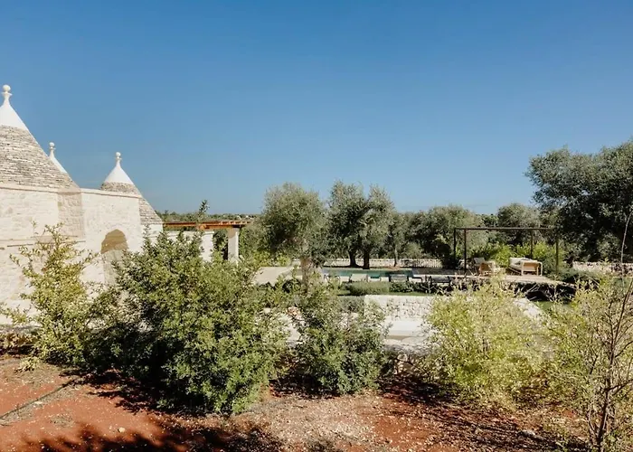 Trullo E Lamia - Luxury Borgo Cinera * Остуни