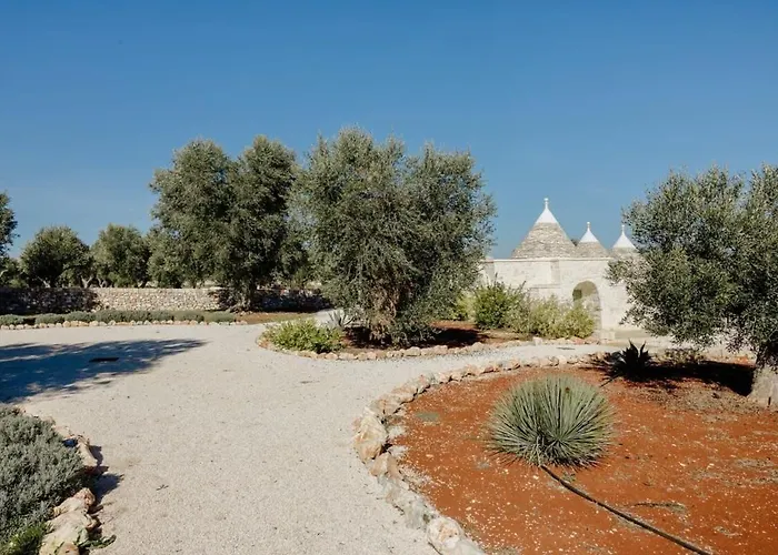 Trullo E Lamia - Luxury Borgo Cinera Дом отдыха Остуни
