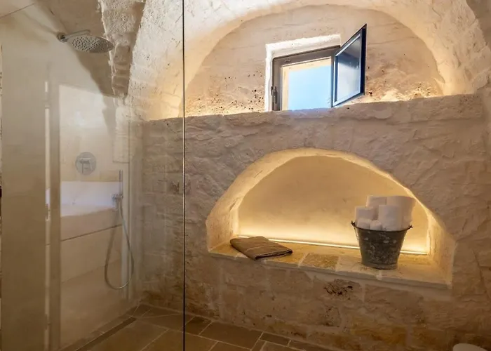 Trullo E Lamia - Luxury Borgo Cinera * Остуни