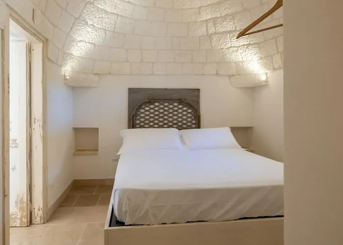 Trullo E Lamia - Luxury Borgo Cinera
