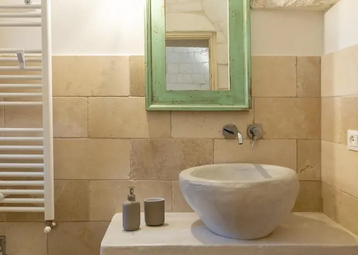 Trullo E Lamia - Luxury Borgo Cinera * Остуни